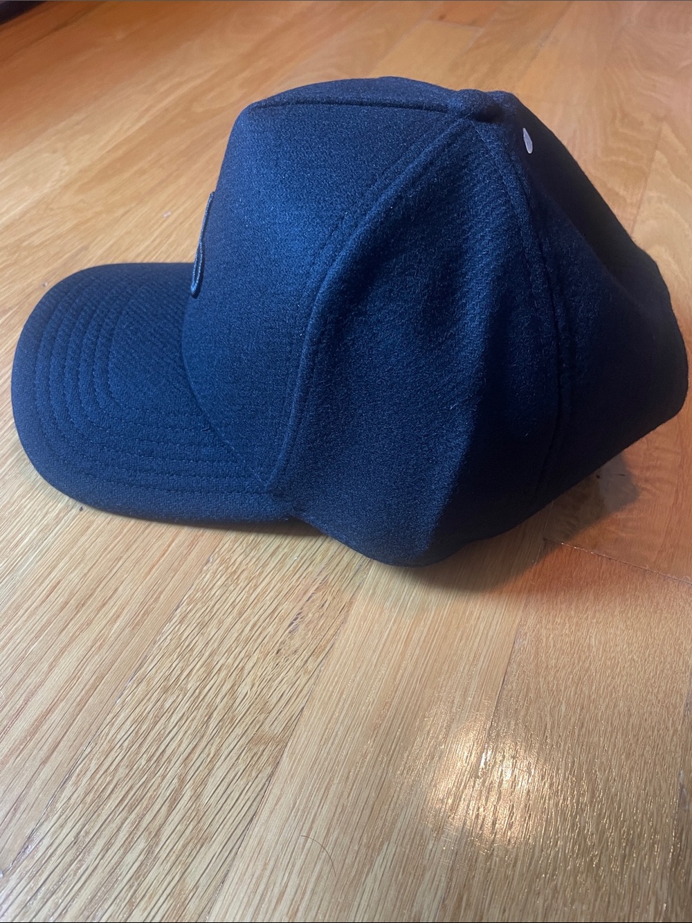 NWT New with Tags ALO Yoga Baseball Cap Wool District Trucker Hat & Conceal Sock - Picture 4 of 10